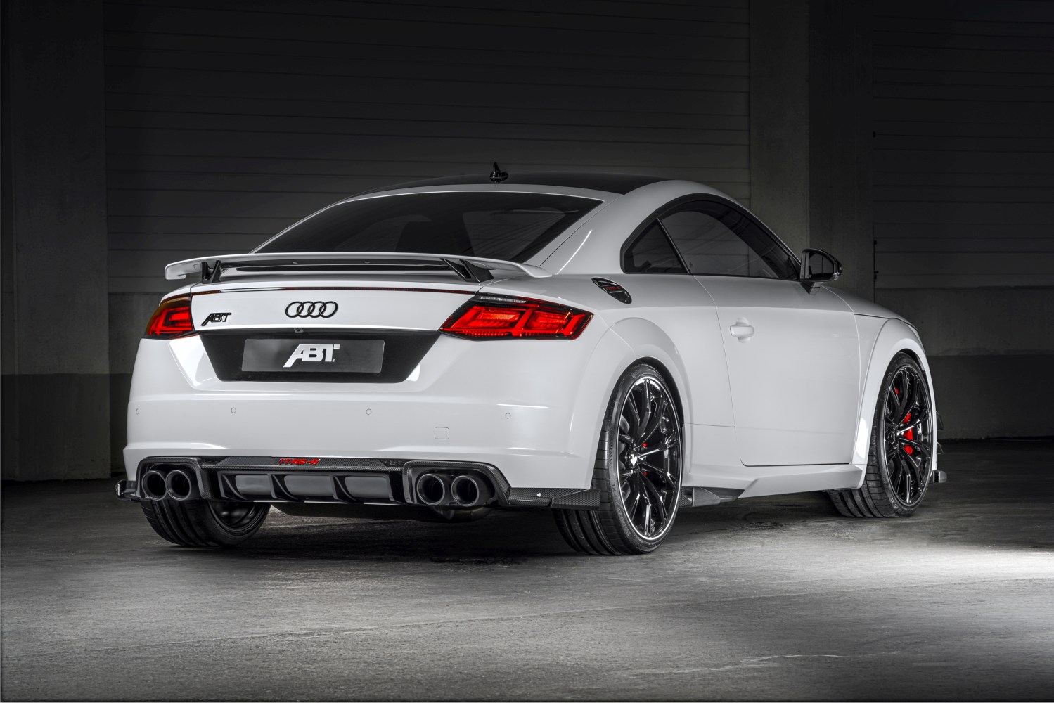 ABT_TT_RS-R_8S00_500PS_2016_002.jpg