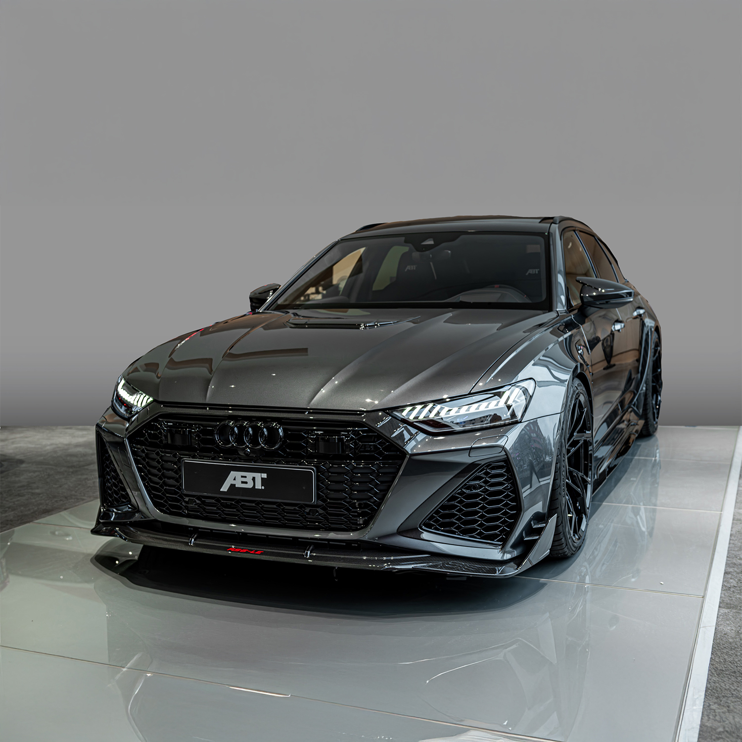 ABT RS6 Legacy Edition - Daytonagrau Perleffekt