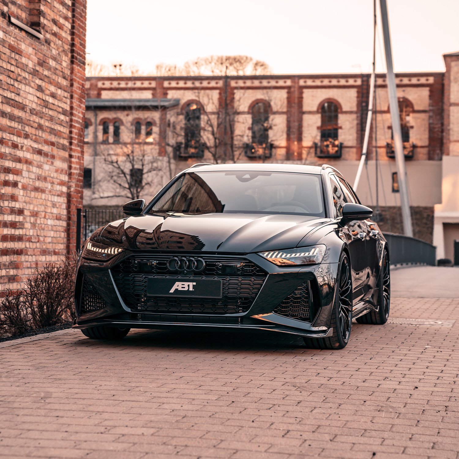 ABT RS6-S - Mythosschwarz Metallic