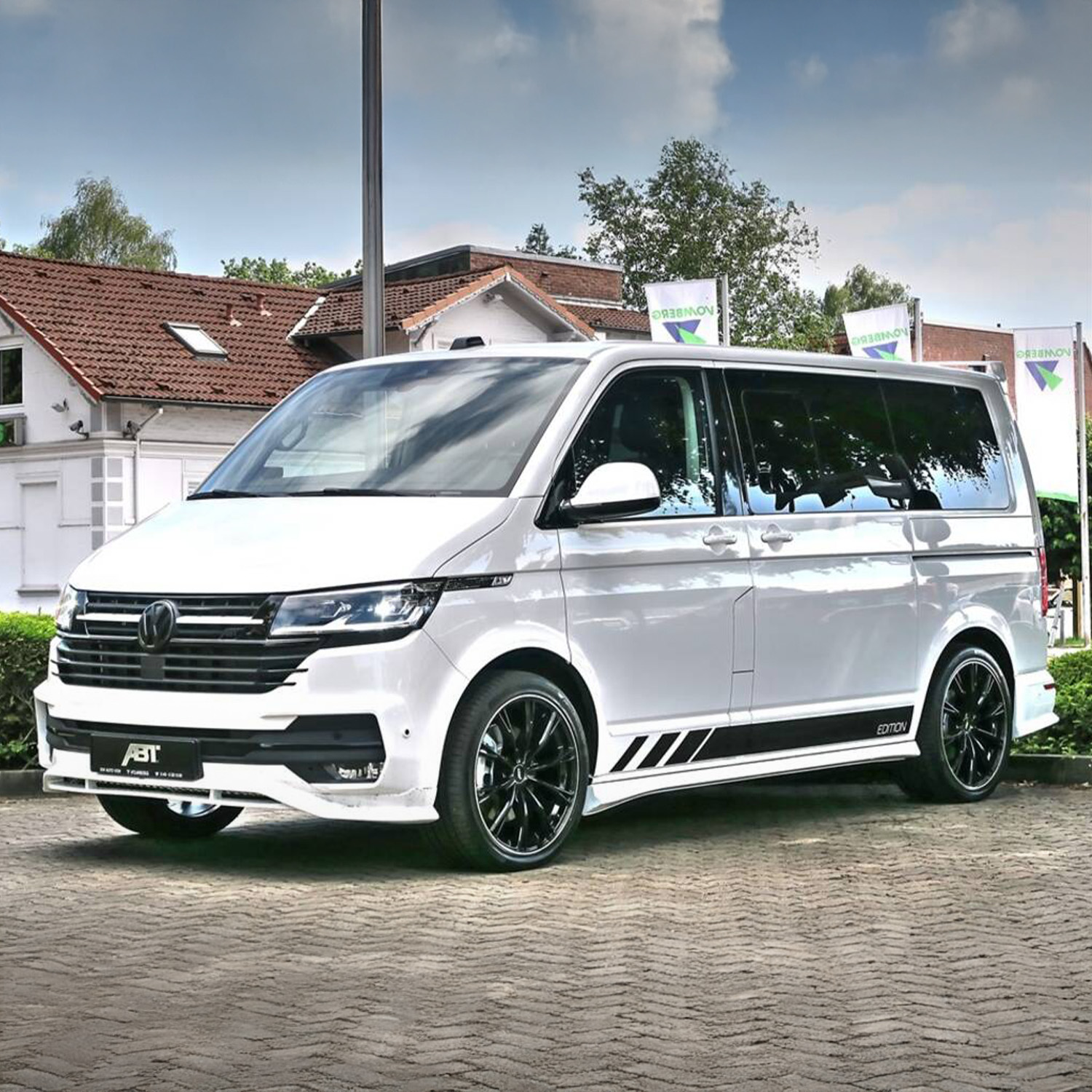 VW T6.1 Multivan Highline - Candy Weiß - ABT Paket