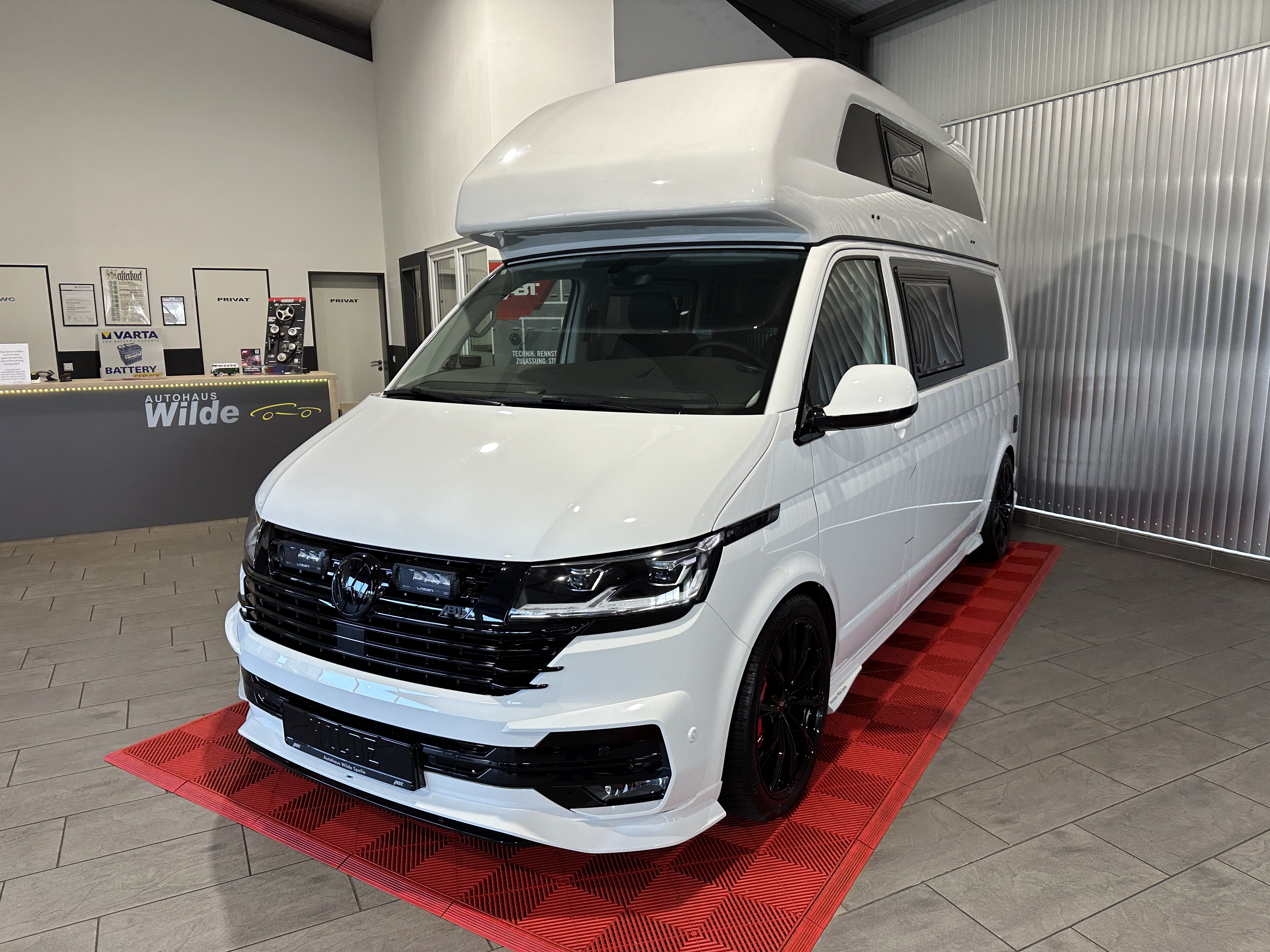 VW T6.1 - Westfalia Club Joker - Candyweiß