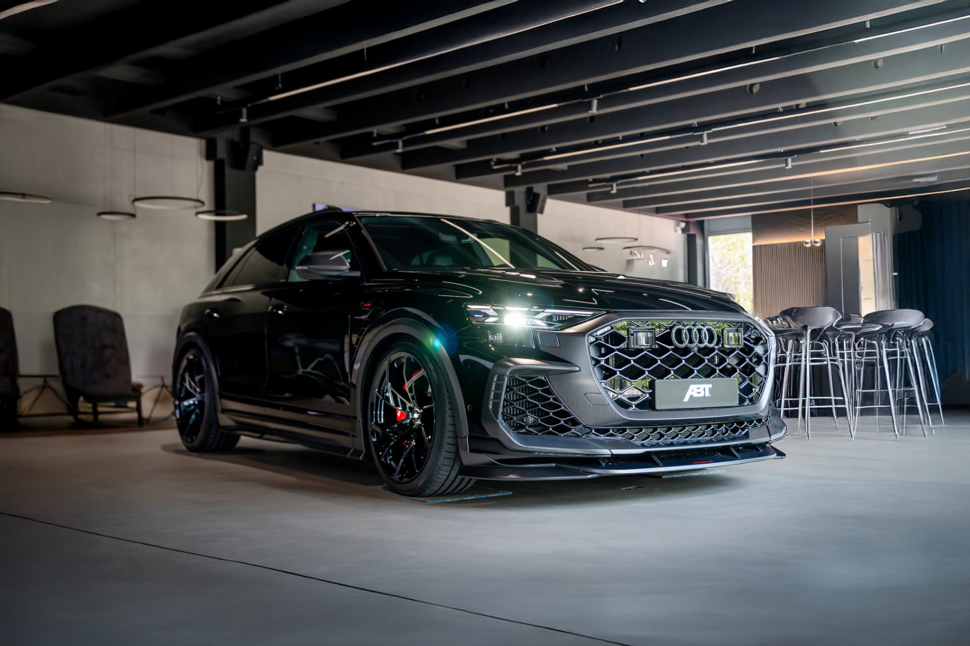 ABT RSQ8-LE - Mythosschwarz Metallic - 760 PS