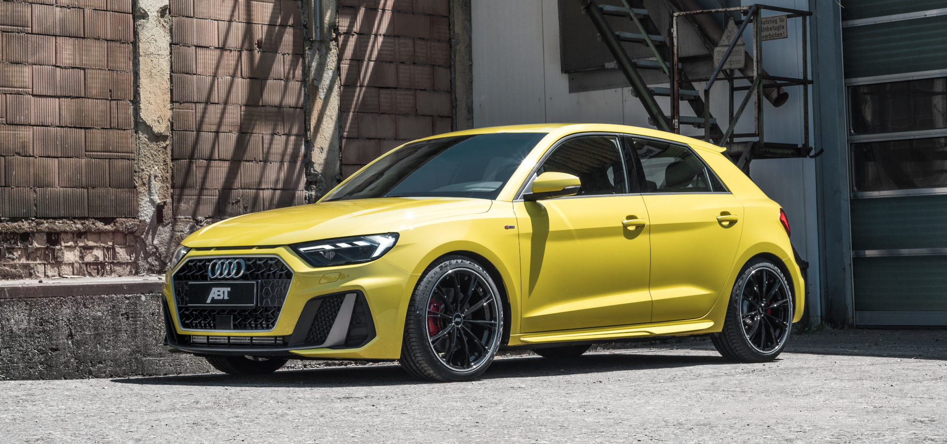 https://www.abt-sportsline.de/fileadmin/user_upload/Audi_A1_gelb_GR18_schraeg_vorne.jpg