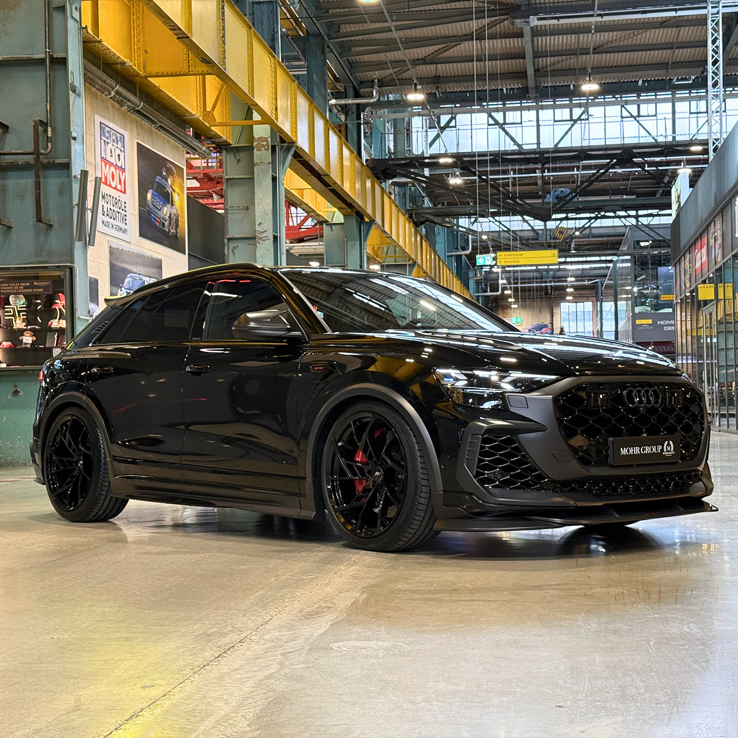 ABT RSQ8 Legacy Edition - Mythosschwarz Metallic - 1/125