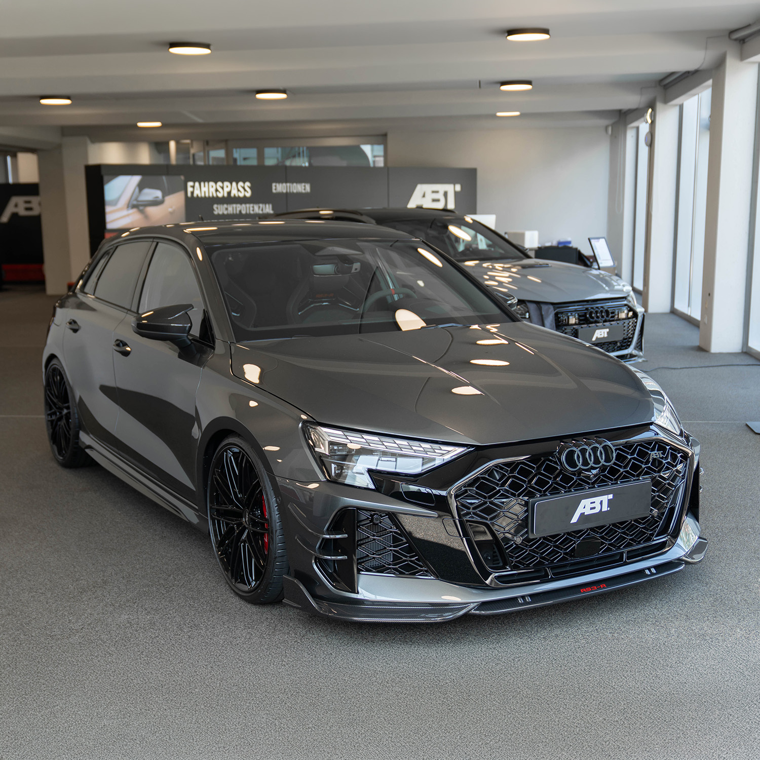 ABT RS3 R - Daytonagrau - 1 of 125